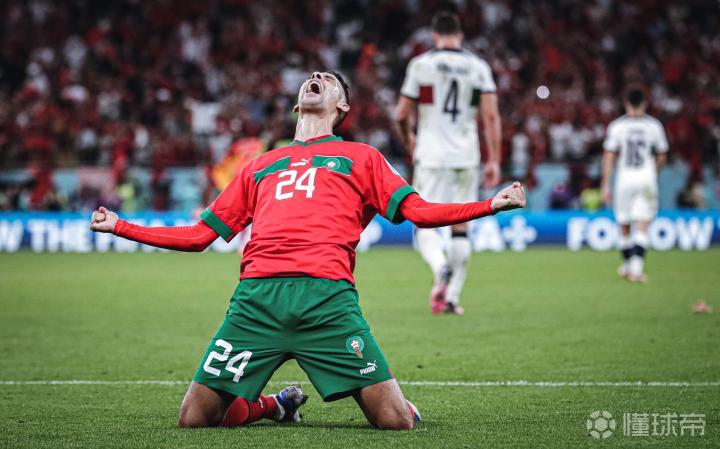 西班牙努力胜摩洛哥，向前迈出关键一步