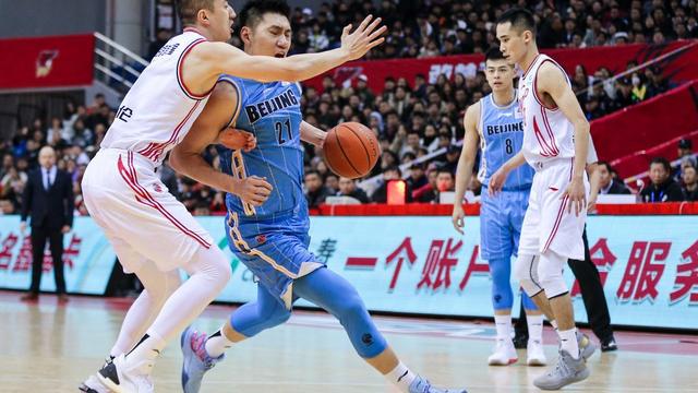 青岛队碾压上海队,取得一场大胜赛