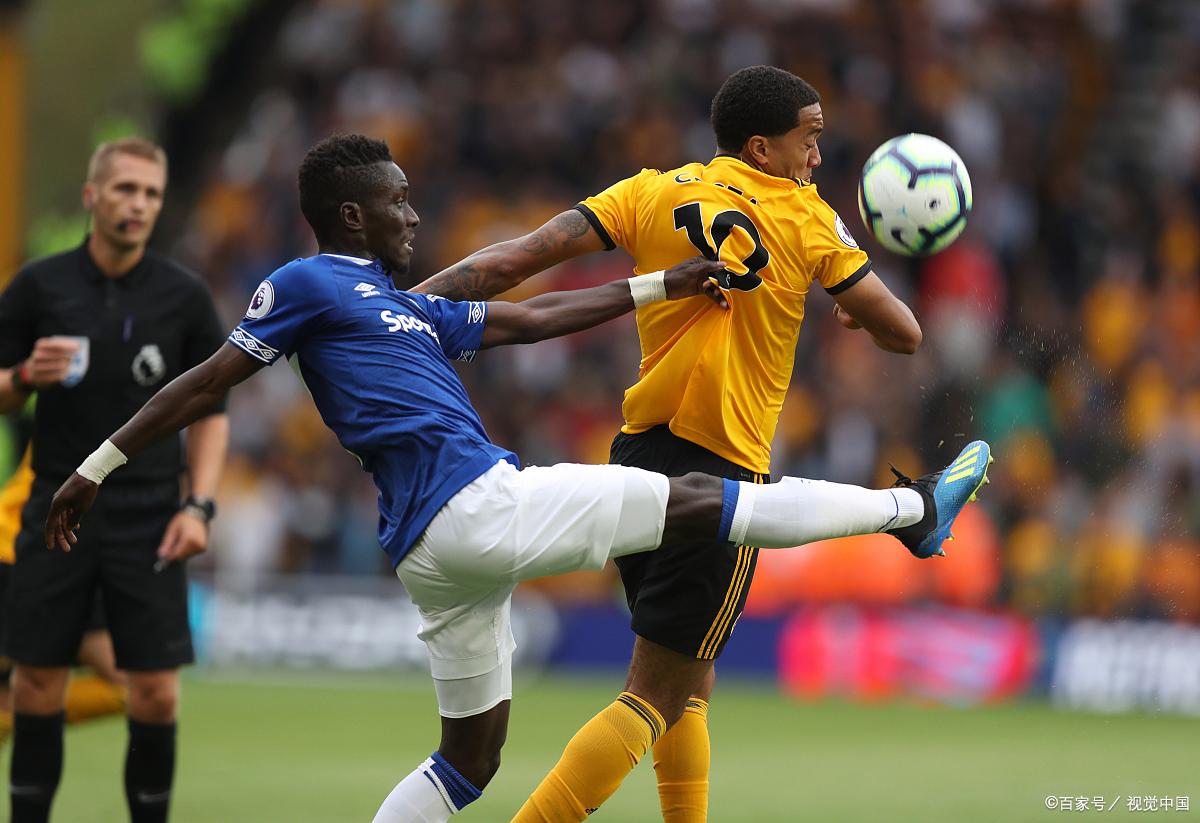 aiyouxi-狼队在主场遭遇惨败，前景蒙上阴影的简单介绍