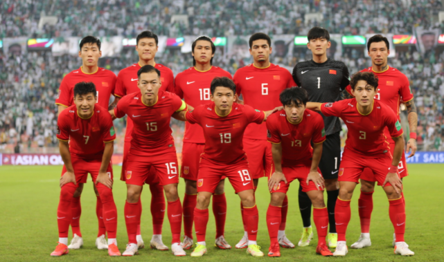 包含挑战自我！球队脱颖而出，创造奇迹的词条